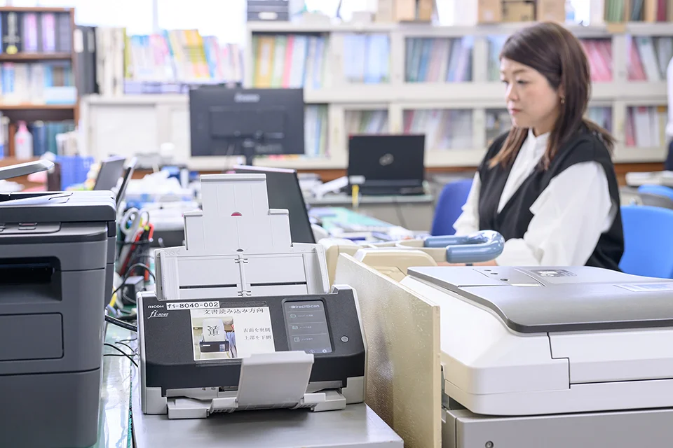 fi-8040が設置されている様子