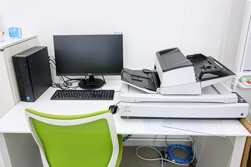 フラットベッド付きA3スキャナーfi-7700の写真