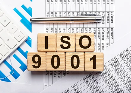 ISO 9001の要件に則った文書管理のポイントとは？～担当者が知っておくべきことと、文書管理システムの選び方～