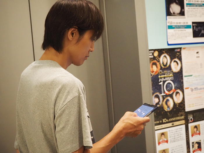 エレベーターの待ち時間も読書