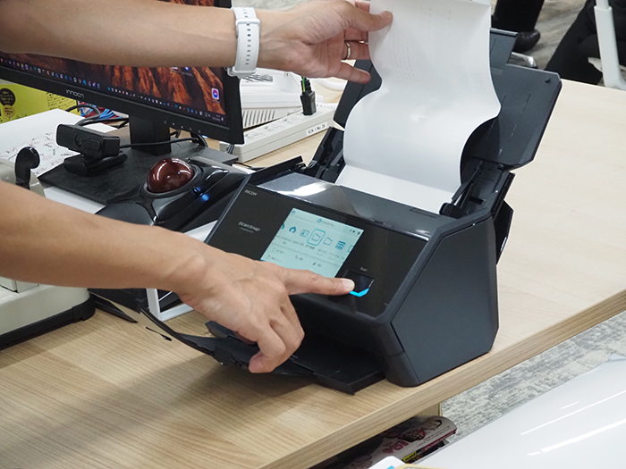 表紙をスキャン